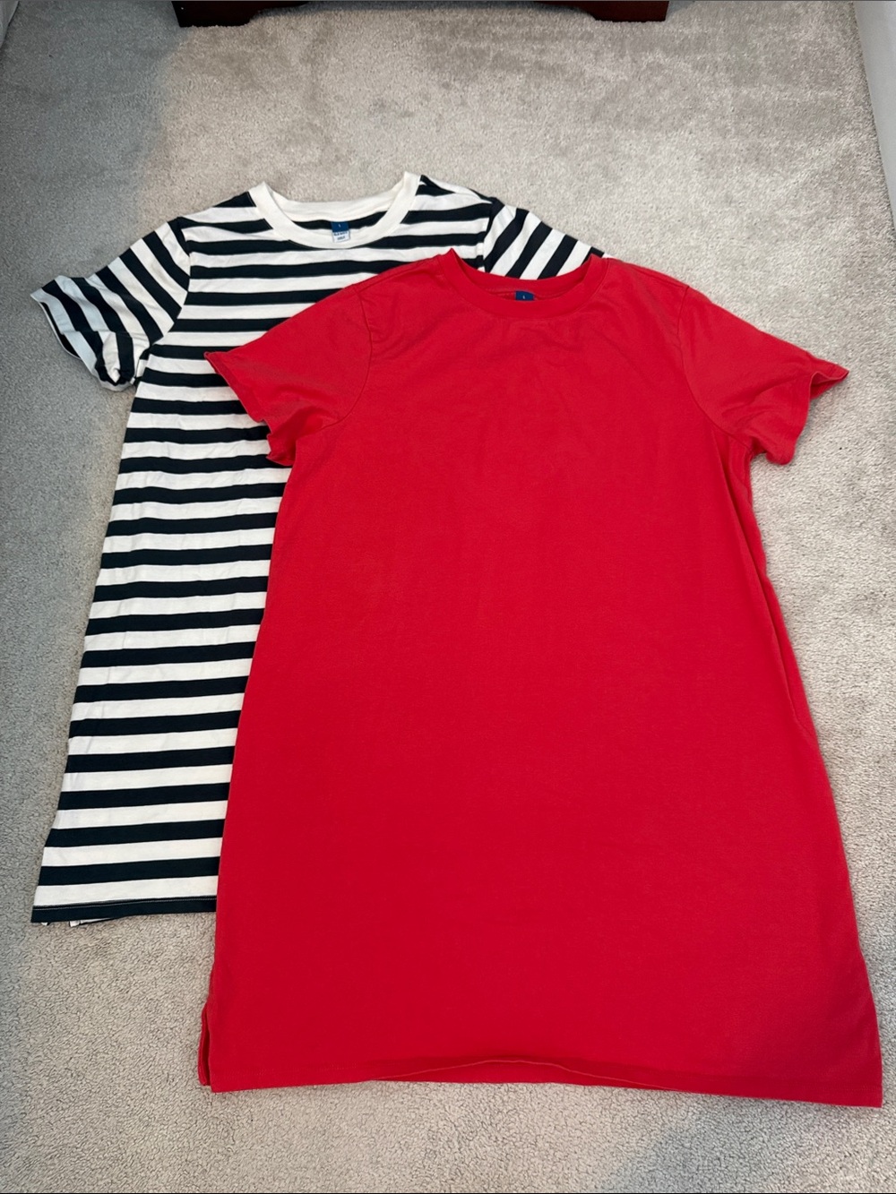 Old Navy L crew neck tee shirt dresses